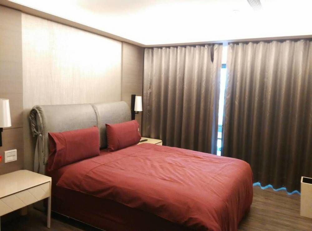 Open Room Hotel Tamsui Bagian luar foto